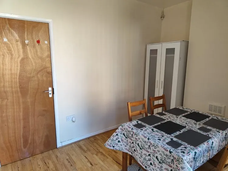 1 Spare room, 2 bed House - Norwood Road NG7 3FJ - Thumbnail 10